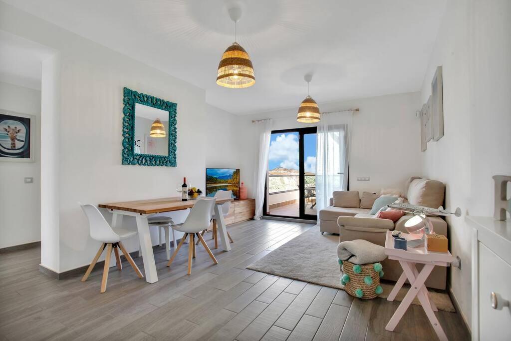 2 Terraces Apartment W/ Astonishing Views. 科斯塔德安提瓜 外观 照片