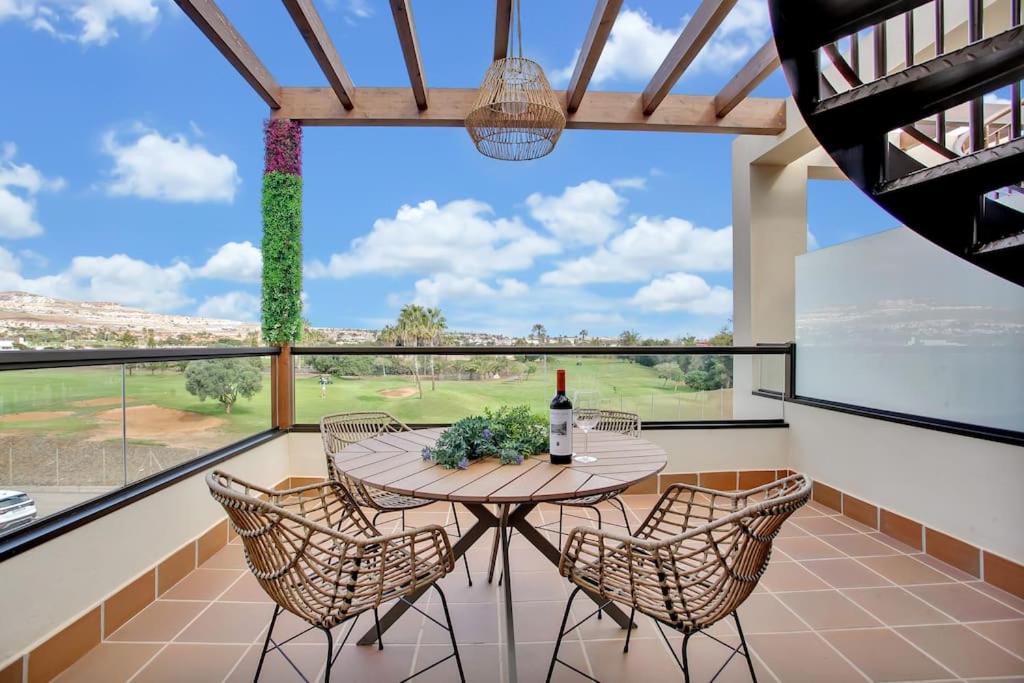 2 Terraces Apartment W/ Astonishing Views. 科斯塔德安提瓜 外观 照片